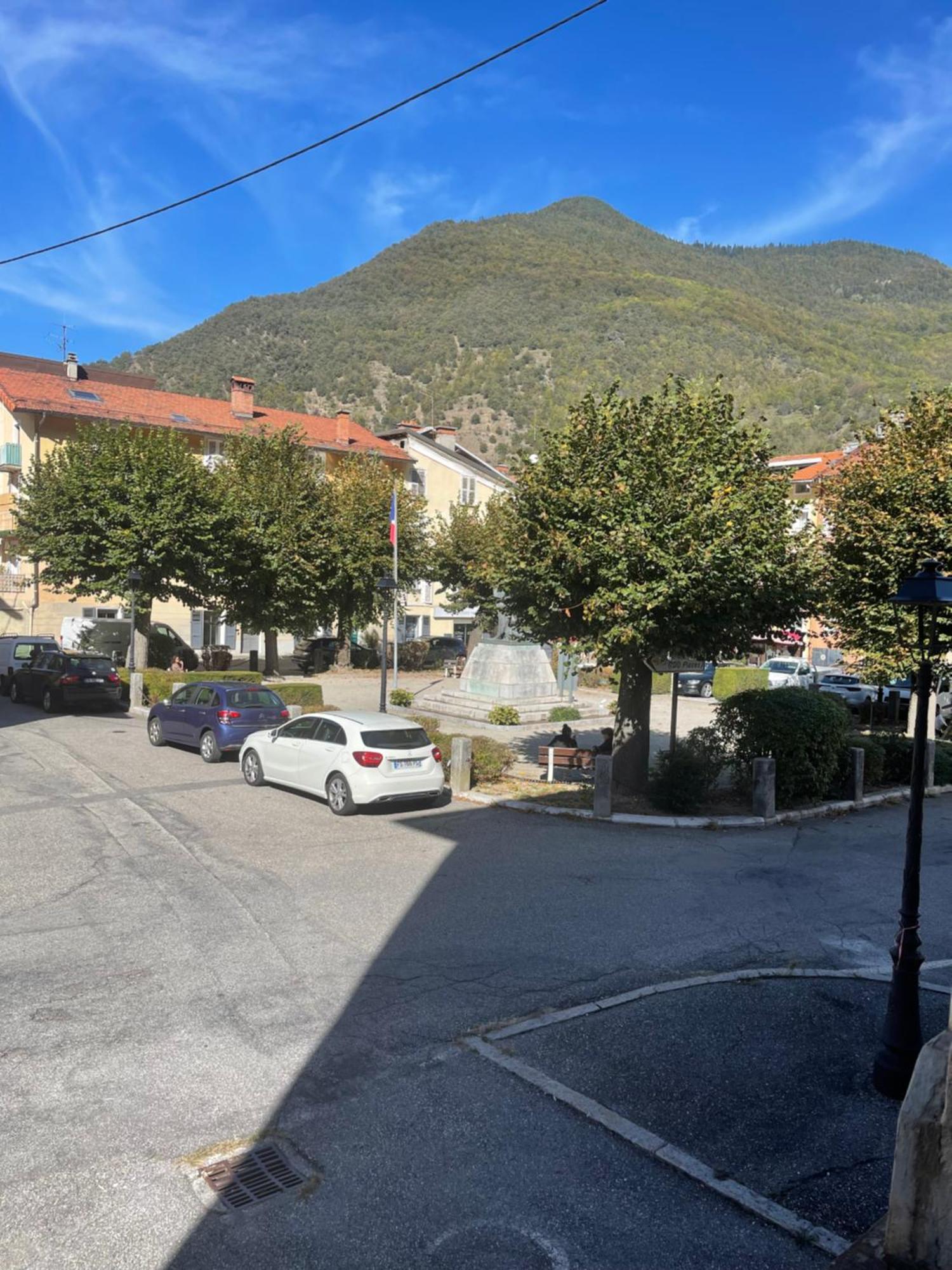 La Montagnette Les Marmottes Studio Maison En Travaux De 10H A 17H Мутье Экстерьер фото